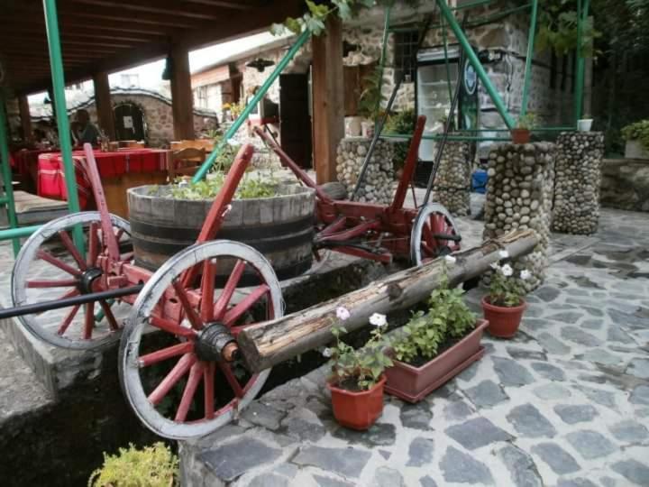 Хотел Механа Воденицата Karlanovo Kültér fotó